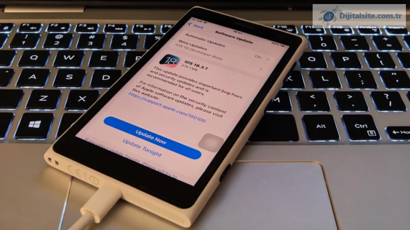 Birisi iPhone SE 3'ü Nokia Lumia 1020 ile birleştirmiş ve ortaya harika bir görüntü çıkmış